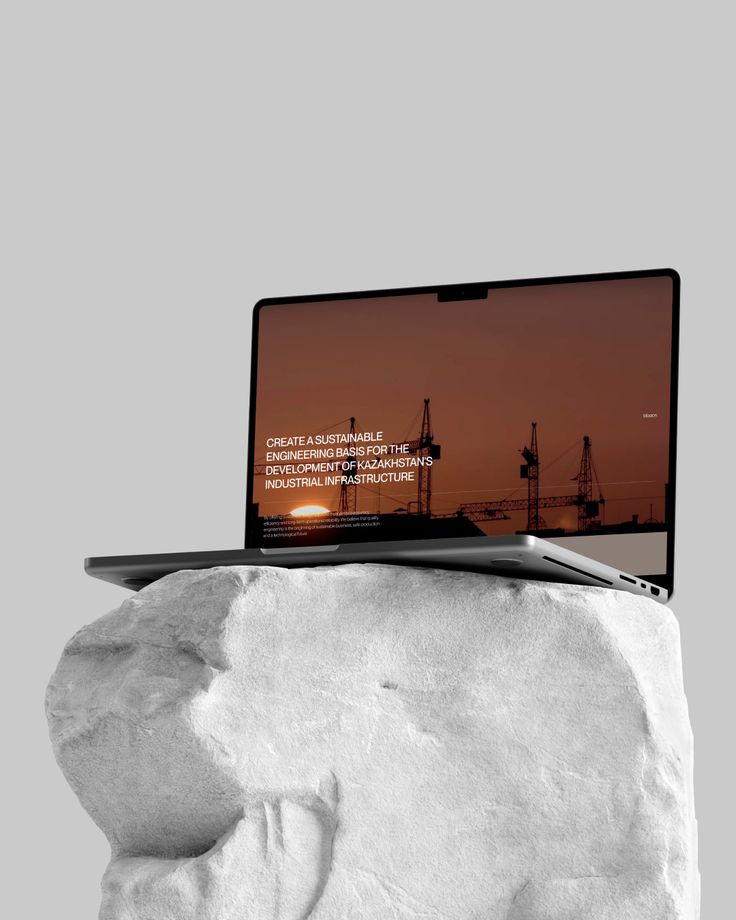STRON ENGINEERING _ Branding & Web